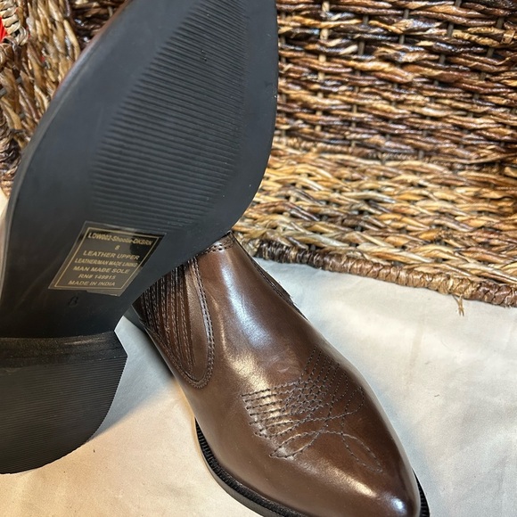 Porter Rd 29 Brown Western Ankle Bootie - Picture 1 of 3